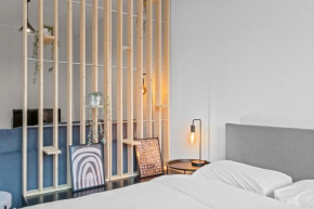 Studio in city center 15min from airport